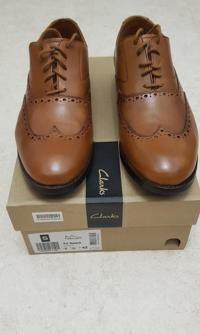 Clarks 100 Brown Leather Dress Work Shoes