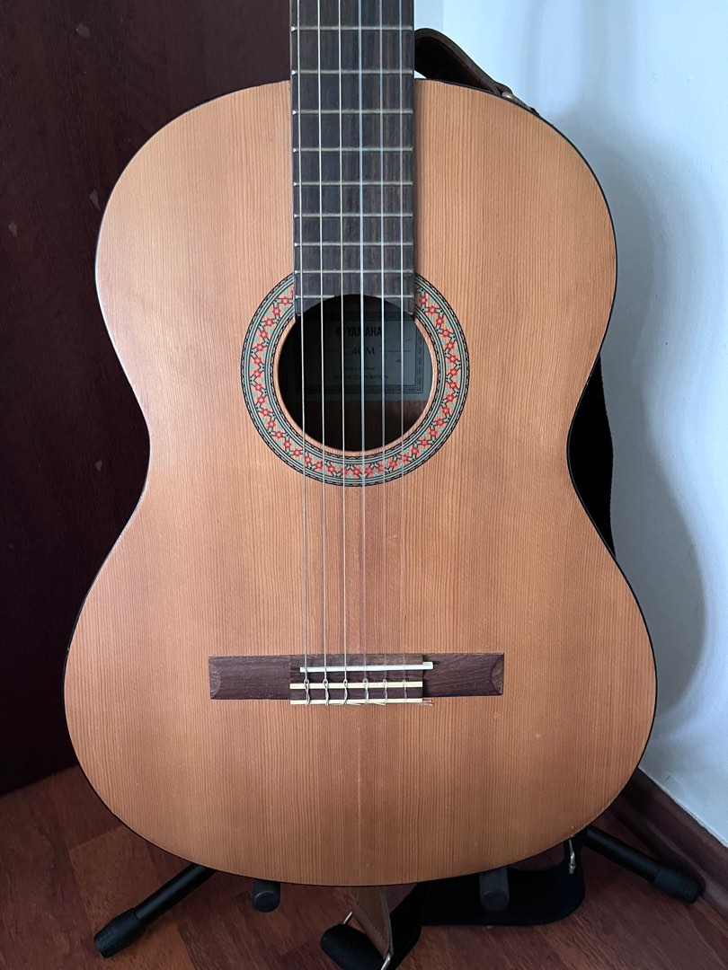 Classic Yamaha guitar+ stand+ bag, Hobbies & Toys, Music & Media ...