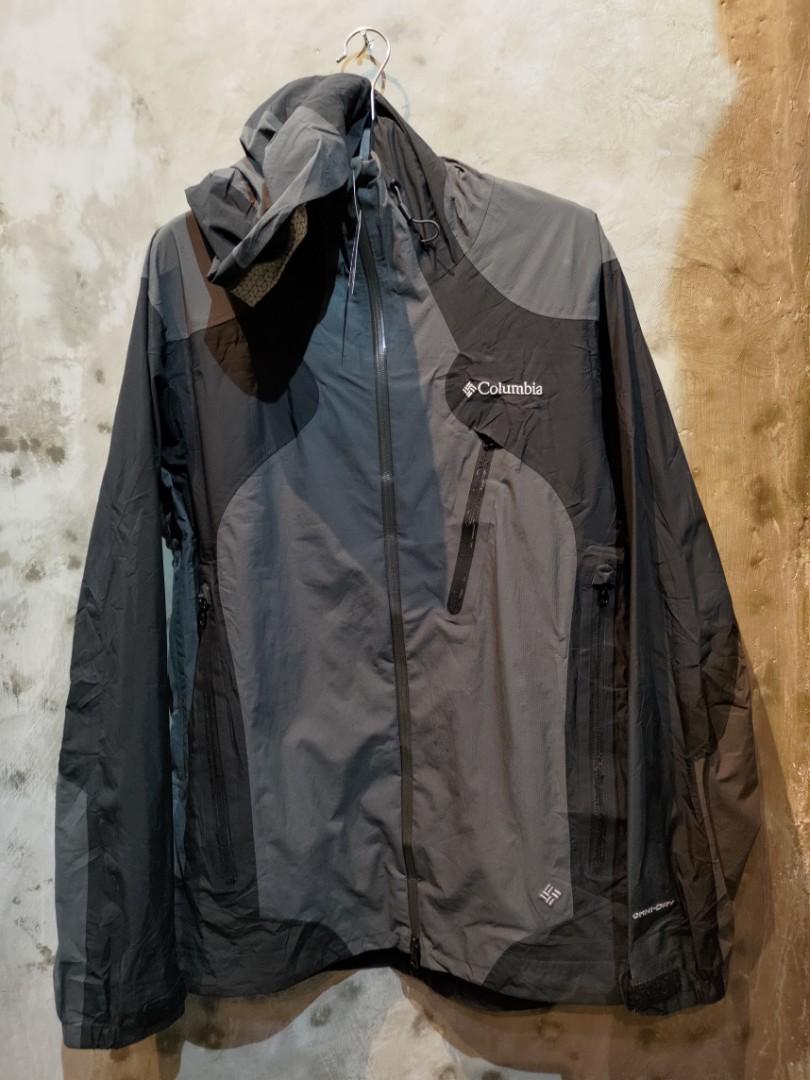 Columbia omni deals dry jacket