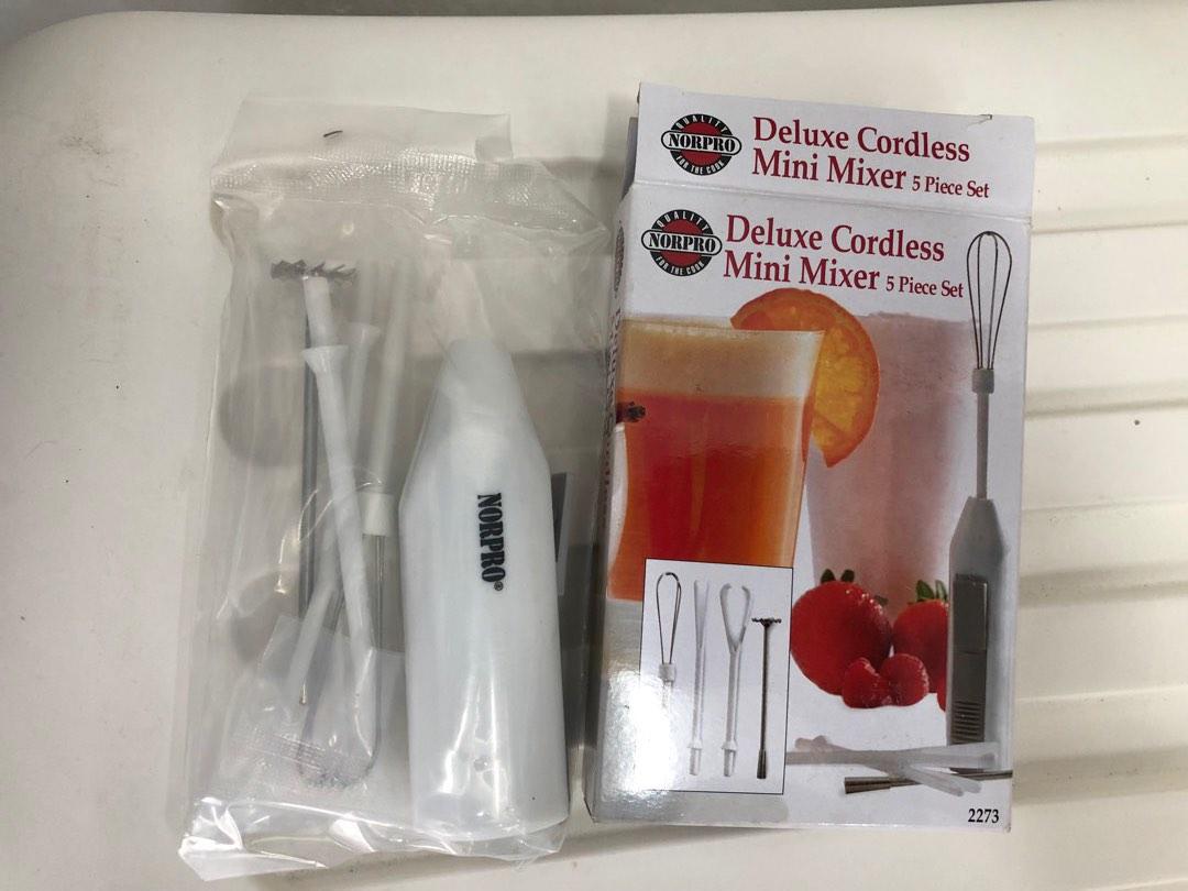 Deluxe Cordless Mini Mixer Blender Whipper Whisk Battery Operated Norpro 2273