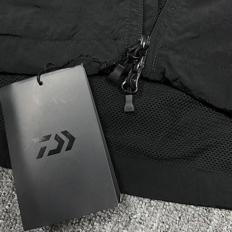 全新DAIWA PIER39 22ss TECH WINDBREAKER JACKET, 男裝, 外套及戶外