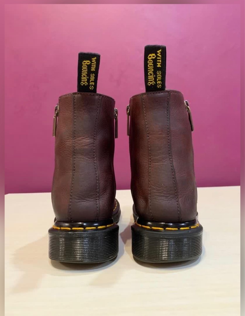 Dr martens 2976 clearance with zips cherry red