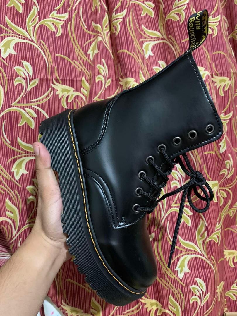 Dr Martens Jadon Boots, Women's Fashion 