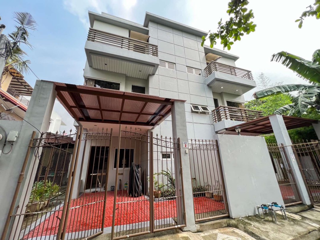 Duplex House in Afpovai Phase 6 Fort Bonifacio Taguig for Sale