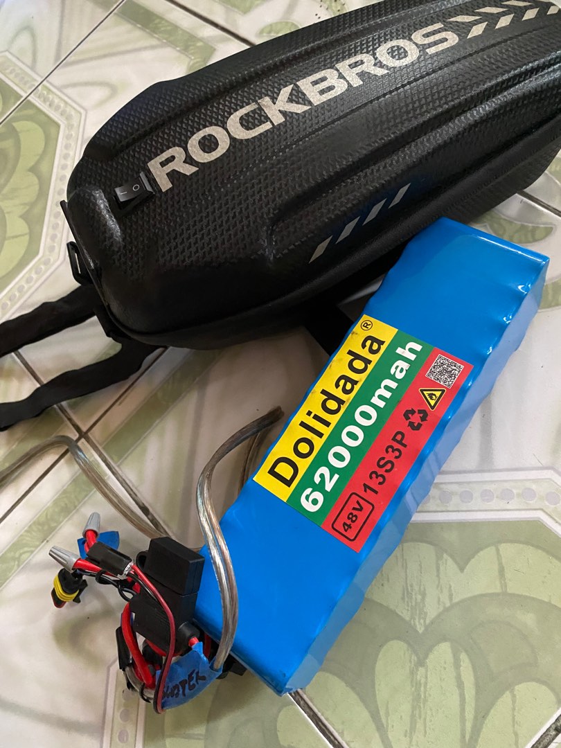 e scooter battery extender, Sports Equipment, Sports & Games, Skates