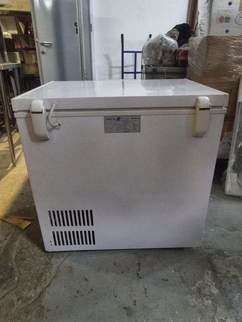 Freezer Chest Freezer 227L Used PROMOTION!, Furniture & Home Living
