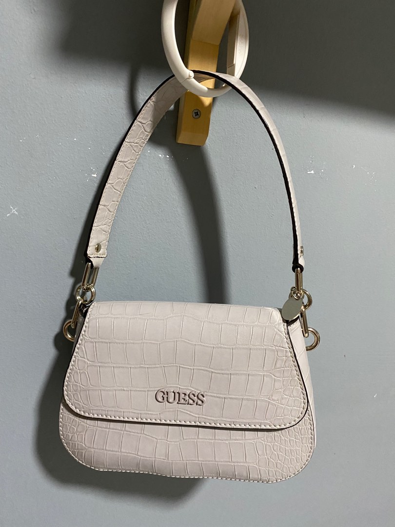 Guess triple g demi shoulder hotsell bag