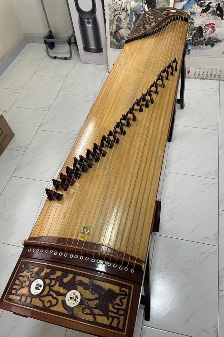 Guzheng (Made in Shanghai), Hobbies & Toys, Music & Media, Musical