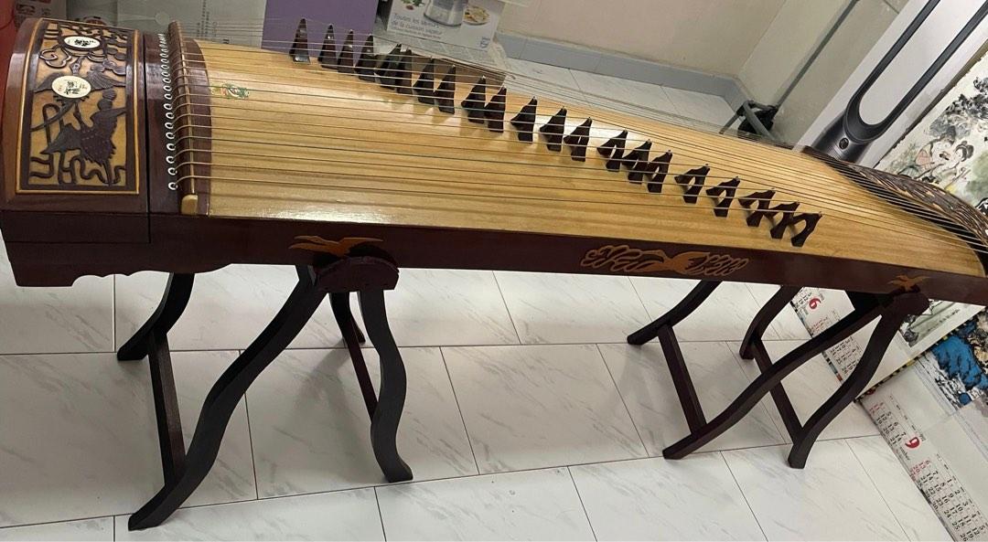 Guzheng (Made in Shanghai), Hobbies & Toys, Music & Media, Musical