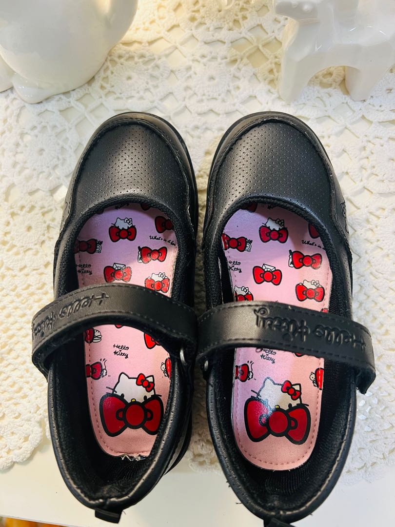 Hello kitty outlet school shoes