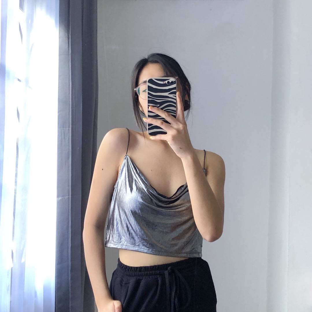 H&M AUTHENTIC SILVER METALLIC CROP TOP, Fesyen Wanita, Pakaian Wanita