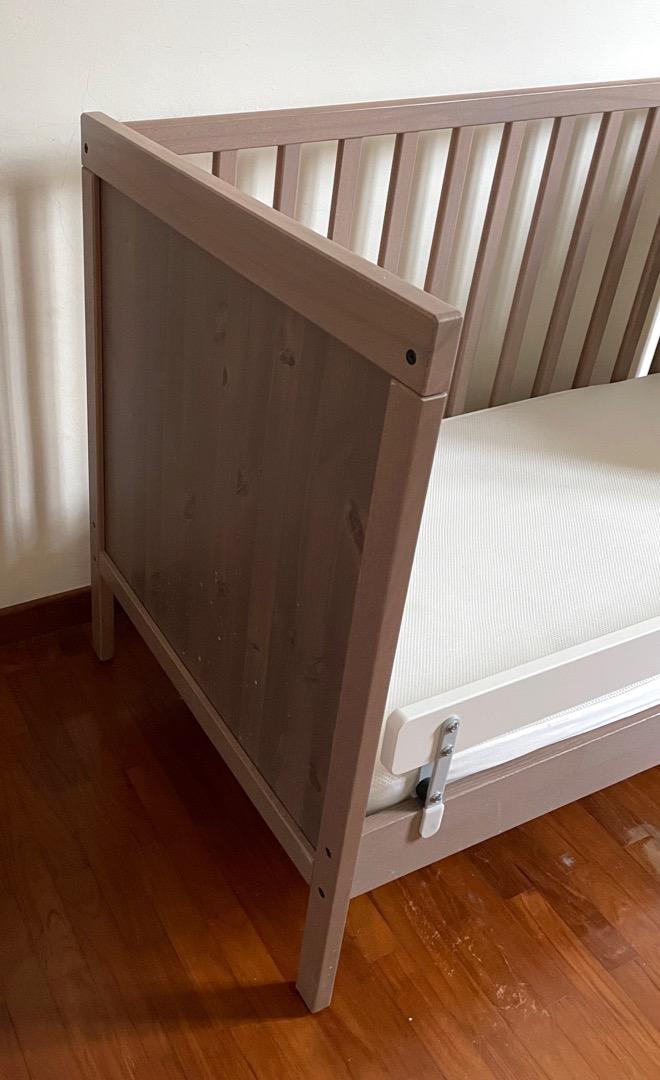 IKEA BABY COT + MATTRESS + RAIL GUARD + PROTECTOR + FITTET SHEET 70