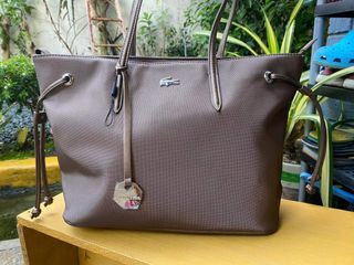 (Category: ) located in . Submitted by baglovers2020 (Listing ID 1186691298, Image 1). Description: .