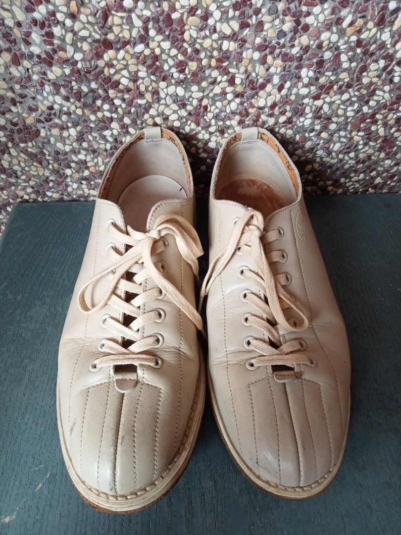 Linds Bowling shoes made in USA Sports Equipment Other Sports