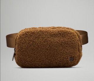 Lululemon everywhere fleece belt - burnt caramel