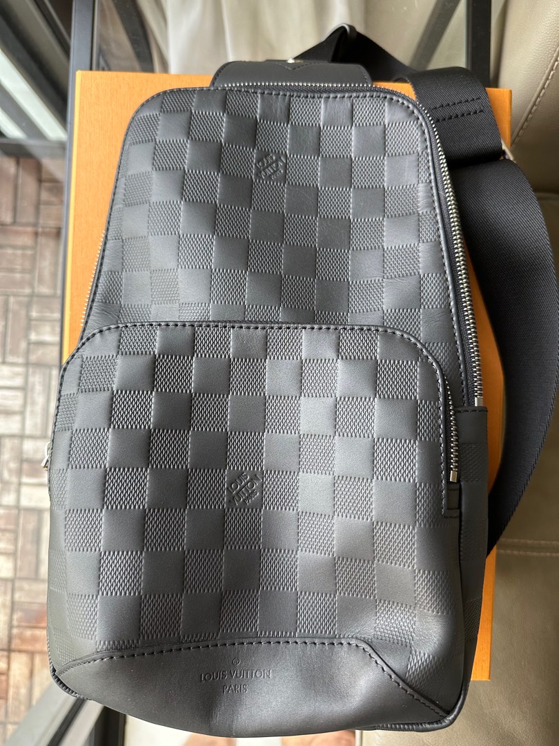 Fake avenue deals sling bag
