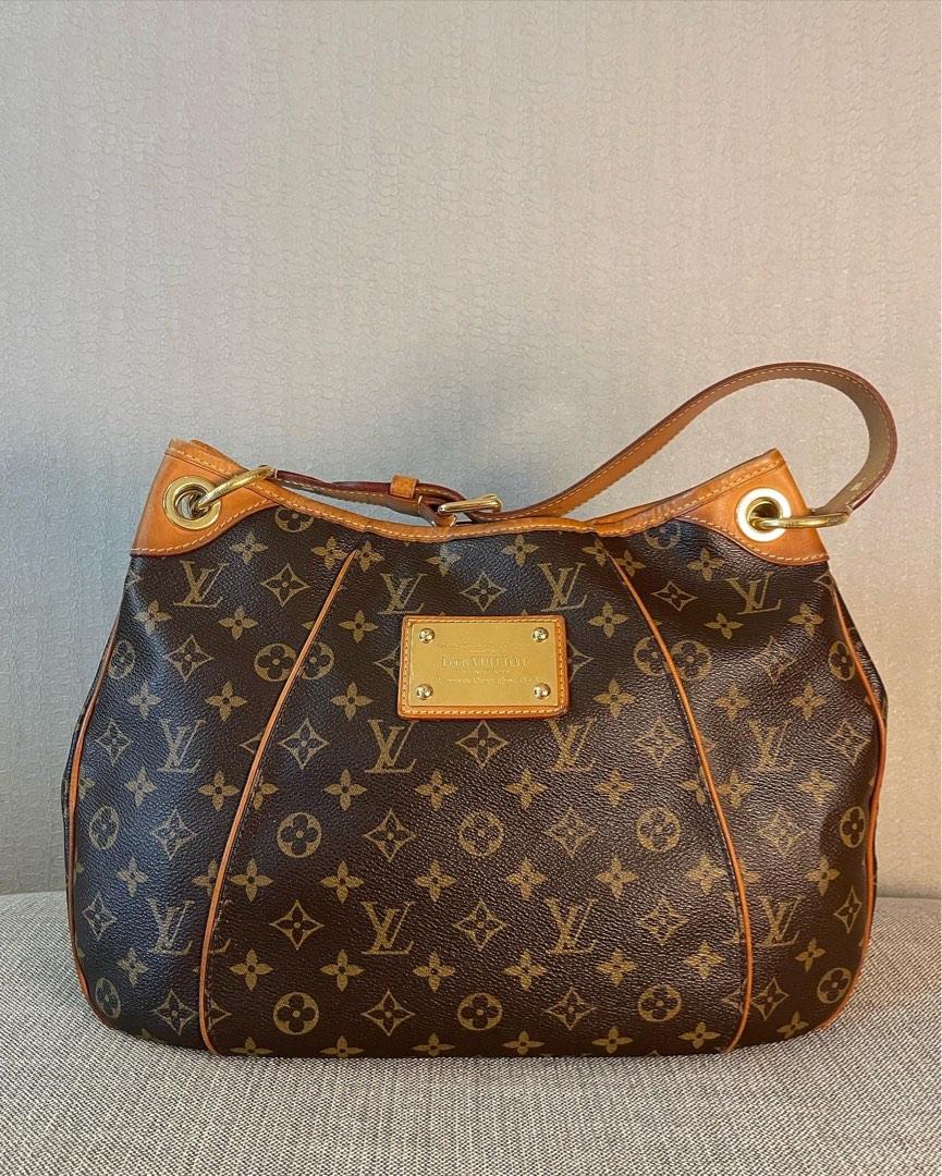 Louis Vuitton Monogram Canvas Galliera PM, Luxury, Bags & Wallets on  Carousell