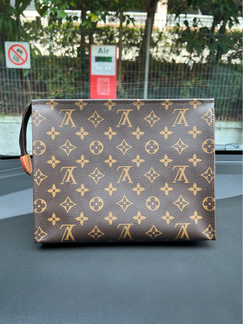INSTOCK🇸🇬LV Toiletry Pouch 26