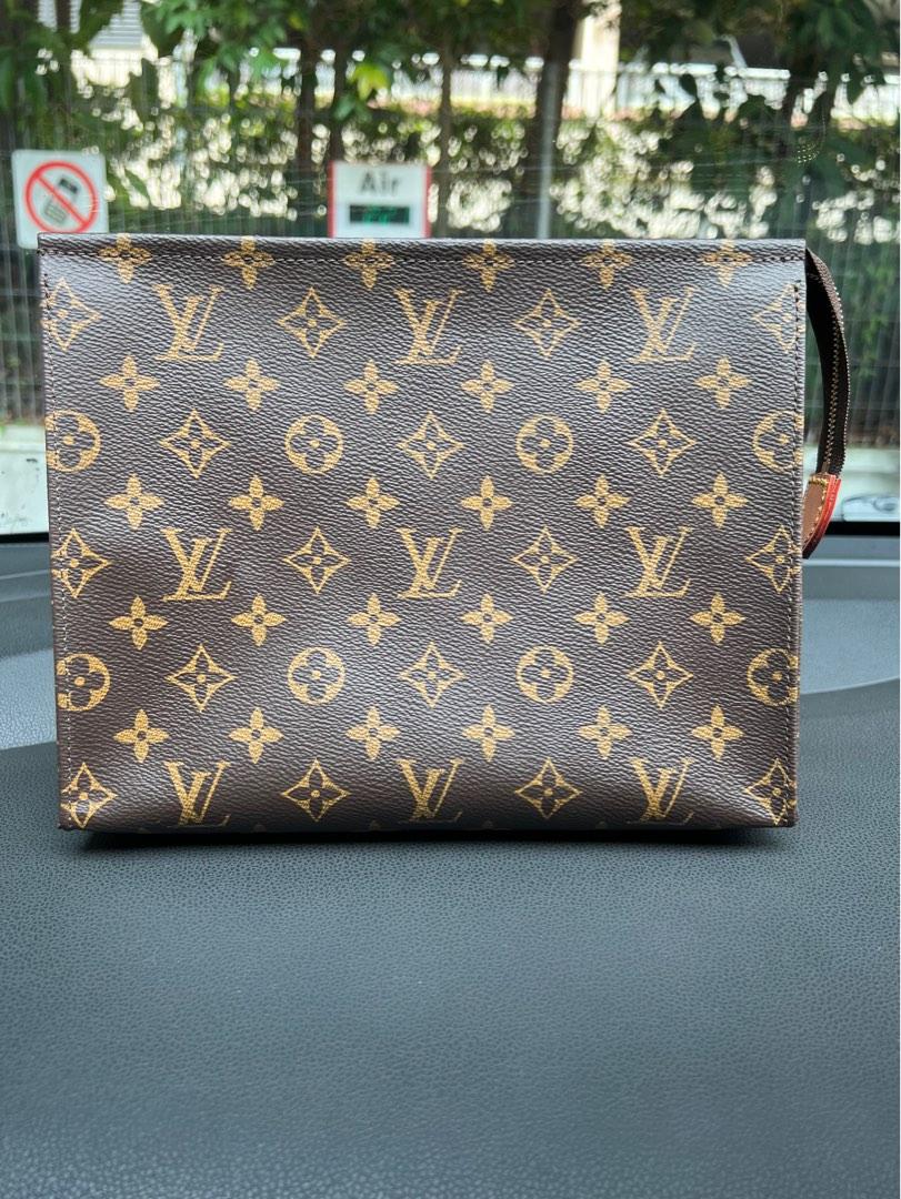 INSTOCK🇸🇬LV Toiletry Pouch 26