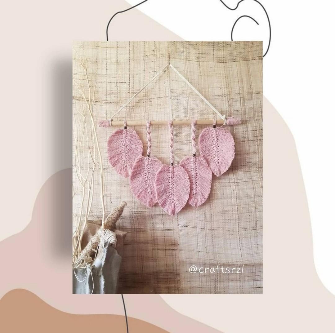 Macrame wall decor (Category: Wall Decor) located in Taytay. Submitted by rachelleannb (Listing ID 1186713670, Image 3). Description: .