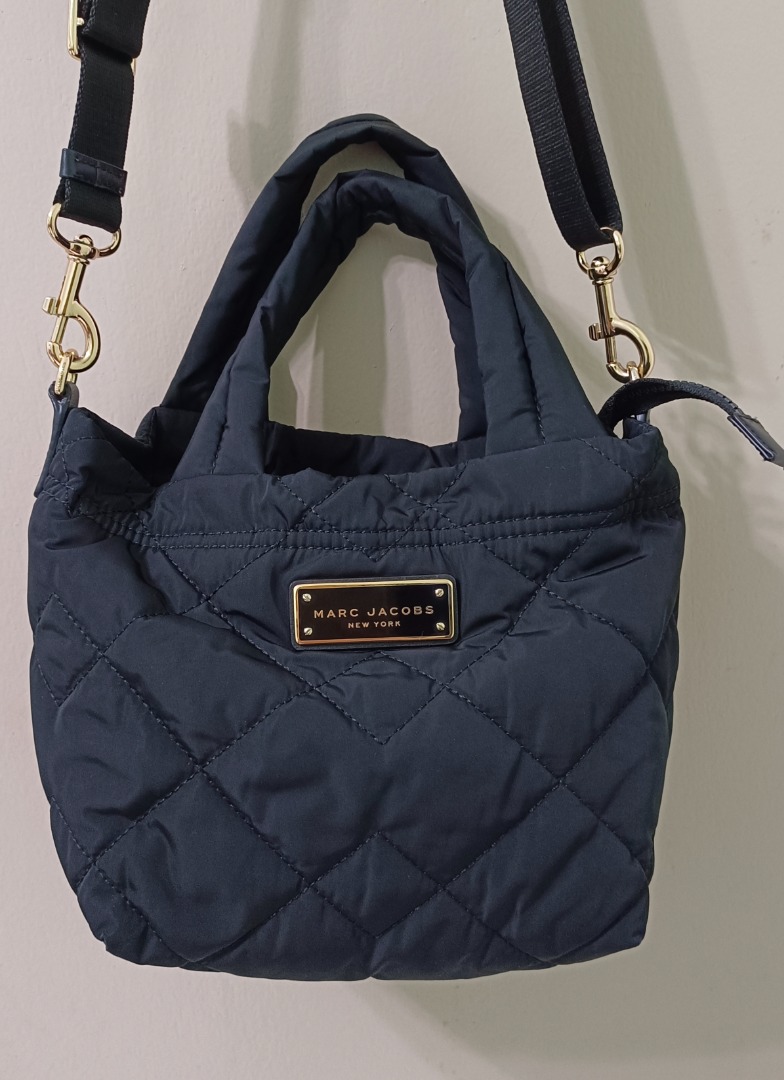 Marc Jacobs Quilted Nylon Mini Tote Bag (Black), Women's Fashion ...
