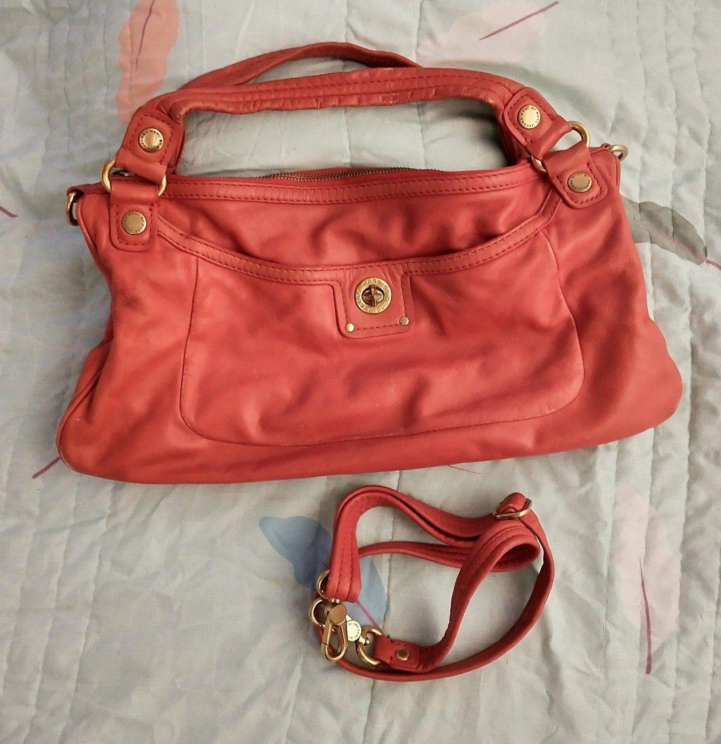 Marc jacobs hotsell totally turnlock