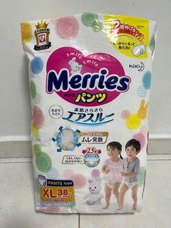 Merries Diapers XL - PANTS type