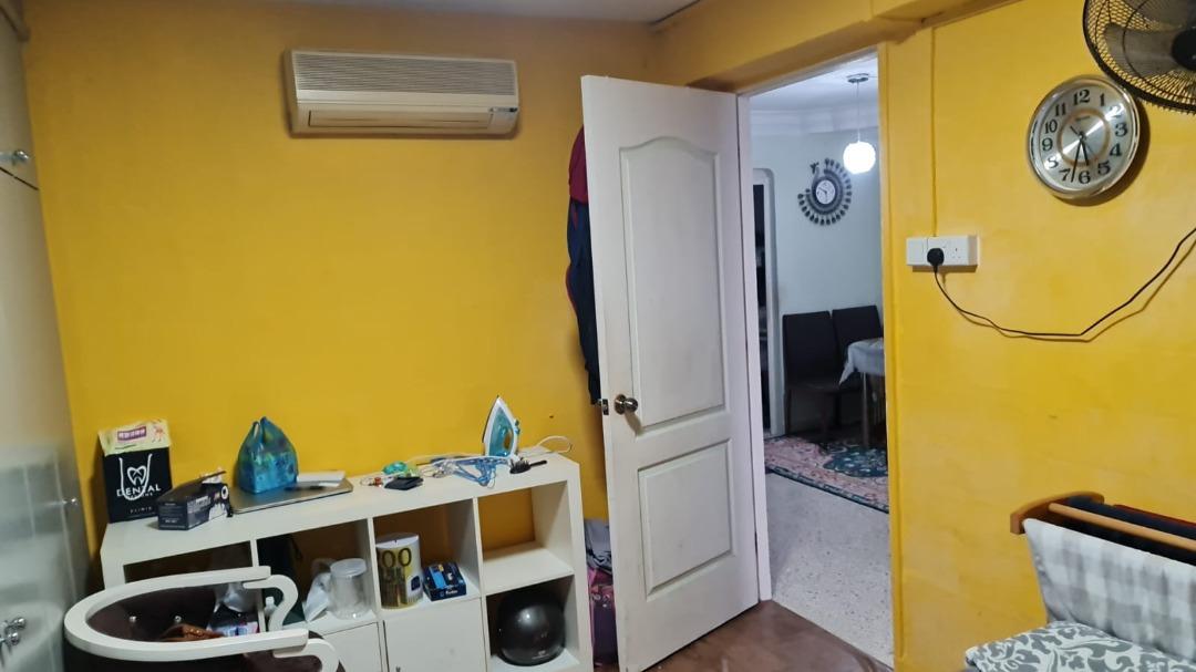 1 or 2 pax! Walk to Paya Lb MRT! (all Bills included!) (Muslim flat