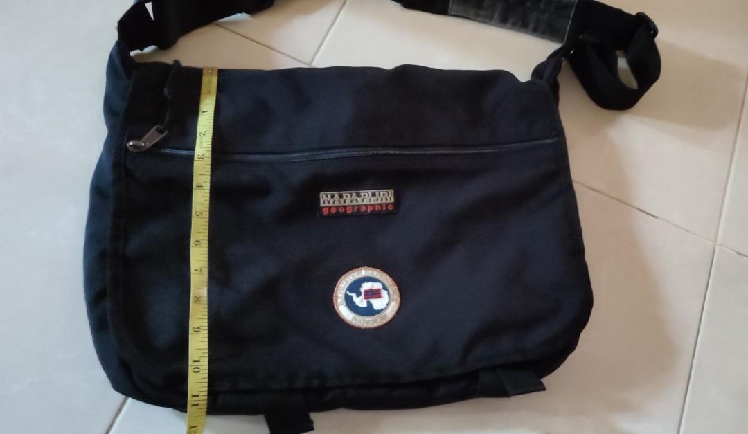 Napapijri sale sling bag