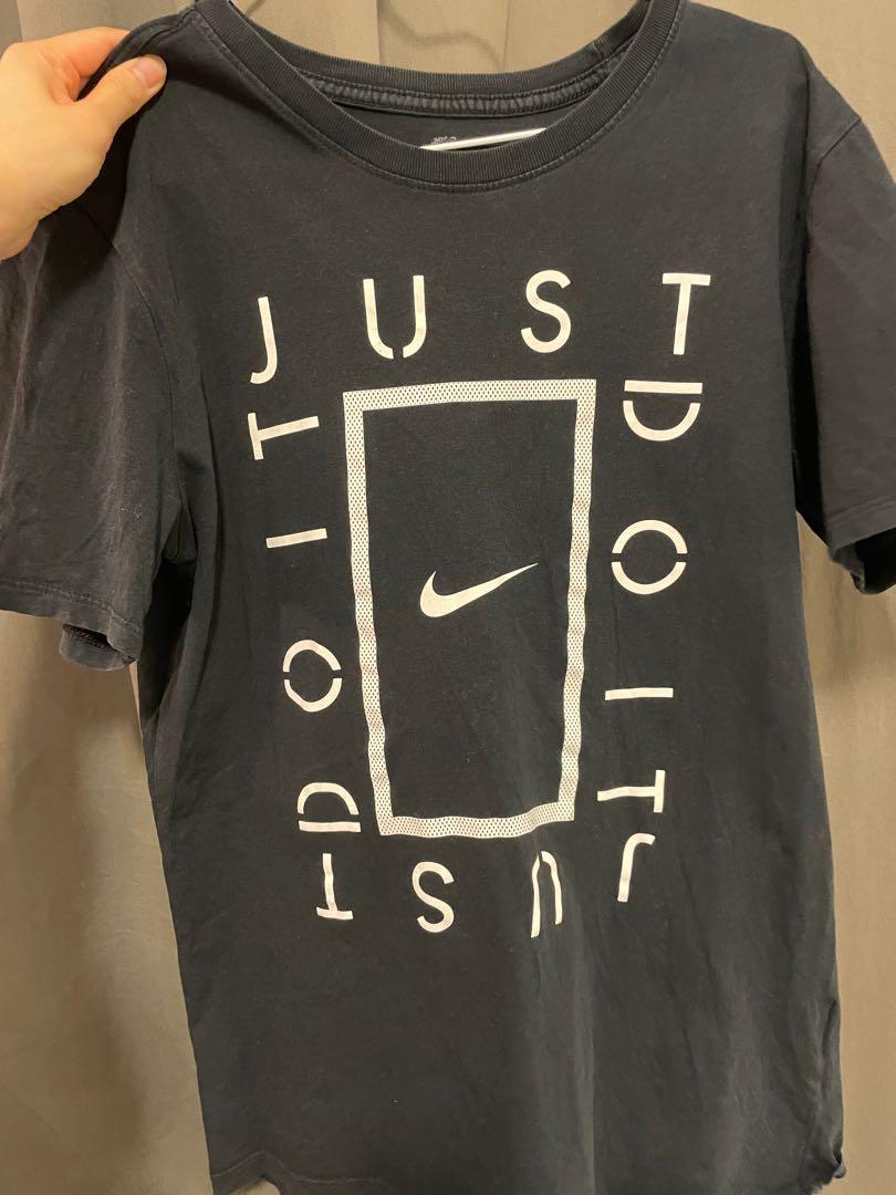 buy nike t shirts