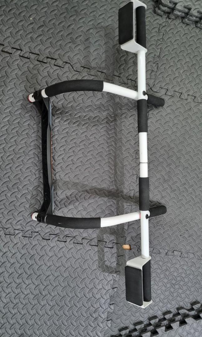 Perfect MultiGym Pullup and pushup bar door mount, Sports Equipment