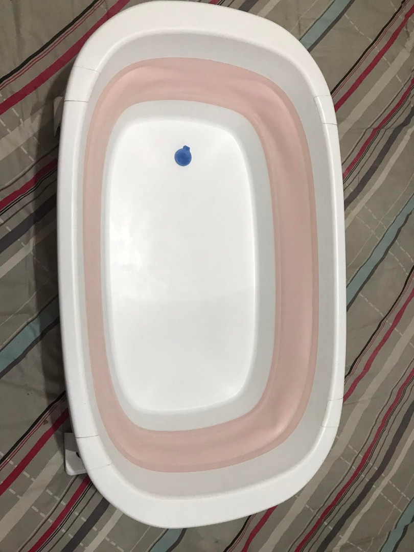 Portable Folding Baby Bathtub Tub, Babies & Kids, Bathing & Changing