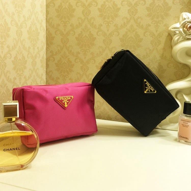 Prada makeup pouch preorder pink and black (Category: Luxury Bags & Wallets) located in Mandaluyong City. Submitted by japanandsingaporeluxepreloved (Listing ID 1186651641, Image 1). Description: Diclaimer: we are not affiliated with the brand stated in this post, no infringement intended. All copyrights are reserved to its brandowners ..