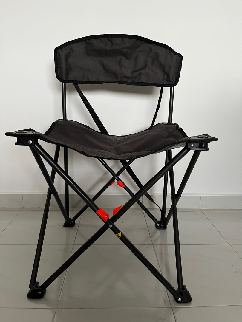 Quechua Basic Folding Chair, Sports Equipment, Hiking & Camping on