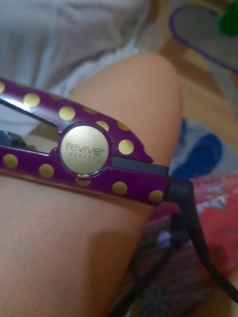 revive beauty hair iron (Category: Hair) located in San Fernando. Submitted by ainsley913 (Listing ID 1186797307, Image 2). Description: Revive beauty hair iron. can pass as brand new. this is an extra hair iron. no more box..