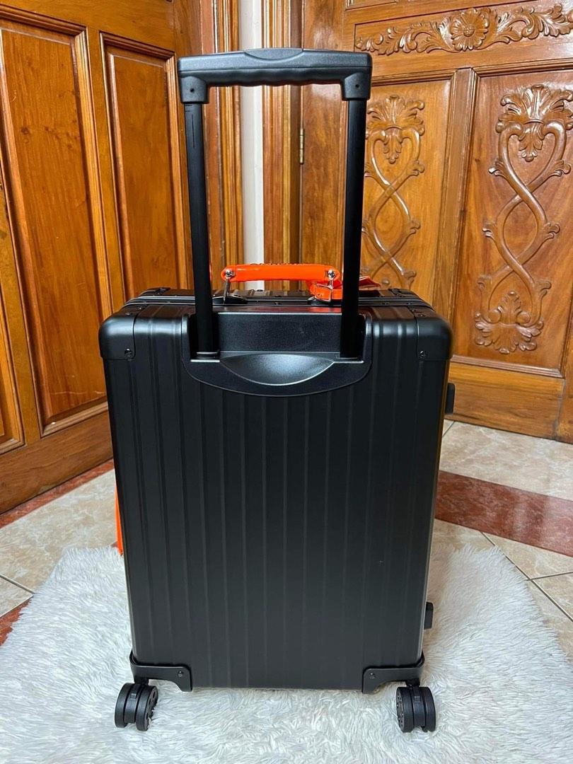 Rimowa ambush price store