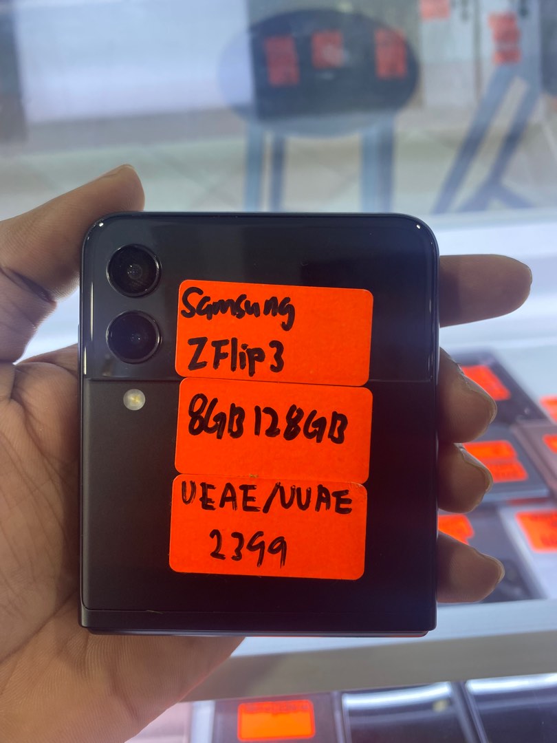 Samsung z flip 3 128Gb 8GB Ram, Mobile Phones & Gadgets, Mobile Phones