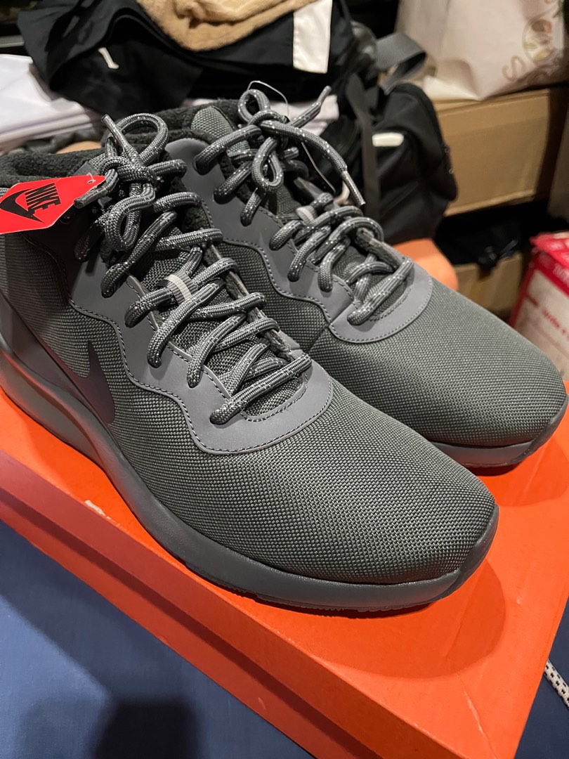mens grey basketball shoes