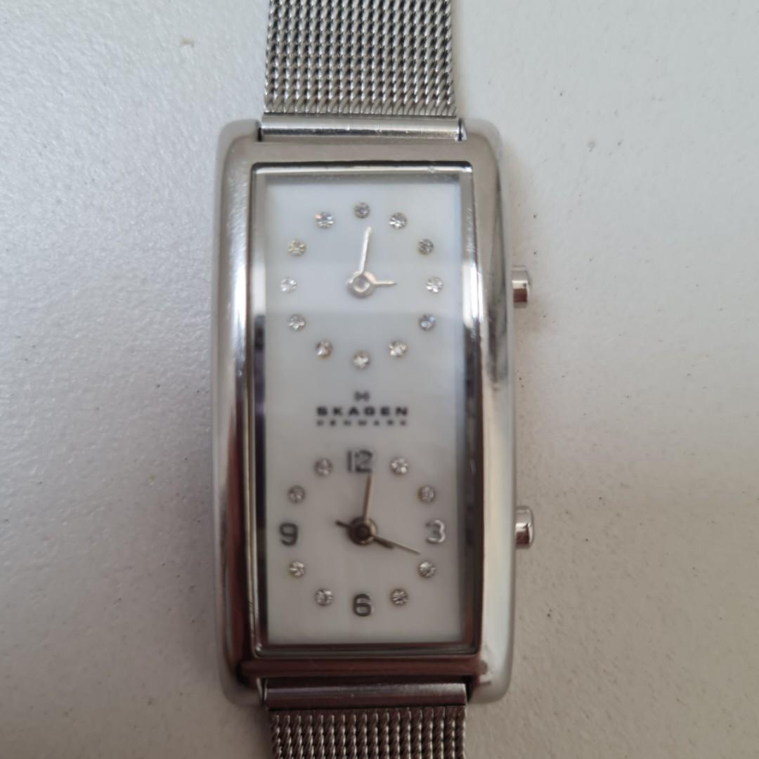 Skagen dual time sales zone ladies watch