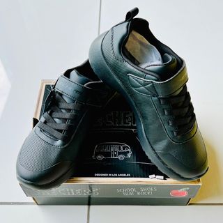 Skechers carson deals