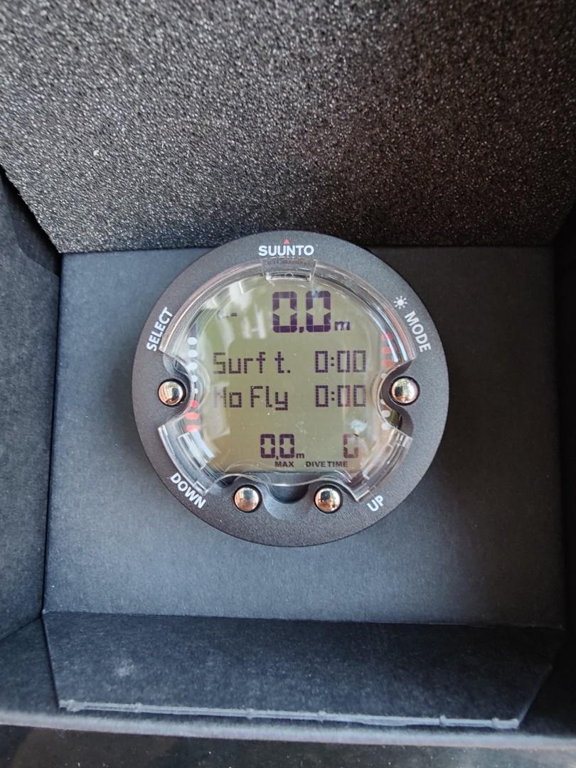 Suunto Zoop Novo Dive Computer Brand New, Mobile Phones & Gadgets