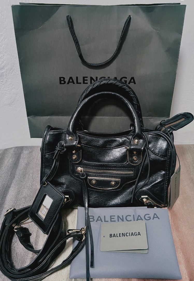 Tas balenciaga original 2025