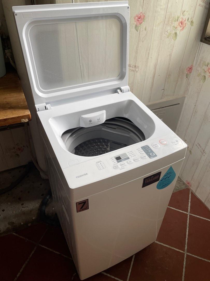 Toshiba 7kg top load washing machine for sale at S50 only!!! Used for