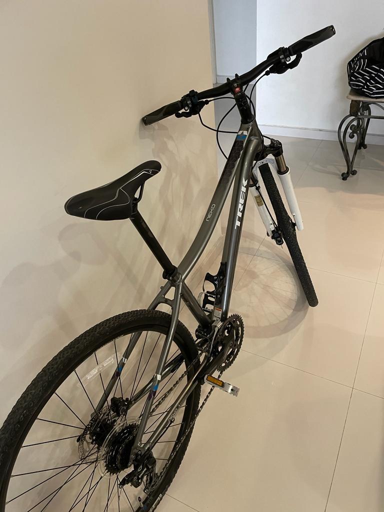 Trek hybrid Neko 1 women s bicycle Sports Equipment Bicycles Parts Bicycles on Carousell