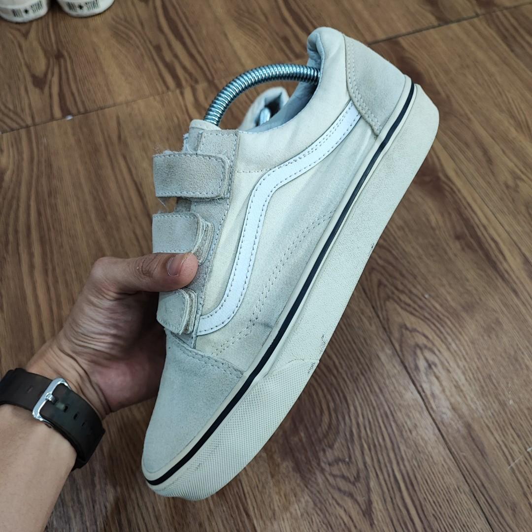 VANS OLD SKOOL VELCRO Men s Fashion Footwear Sneakers on Carousell