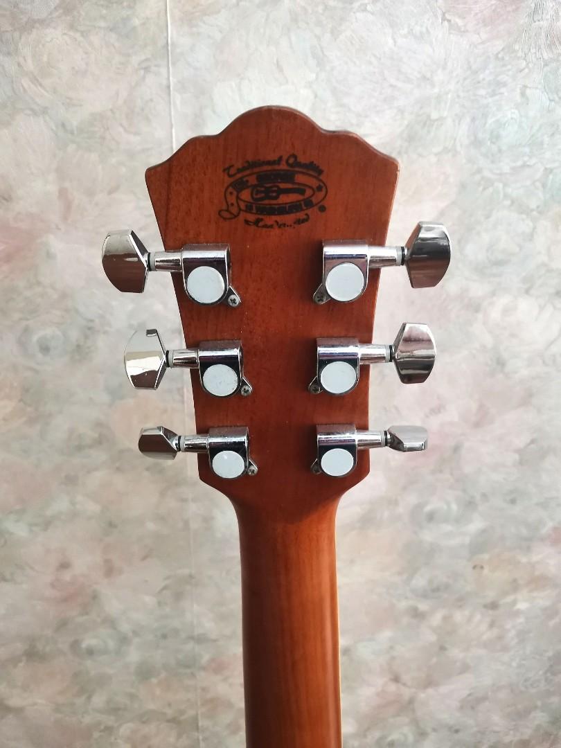 Washburn Acoustic Guitar, Hobbies & Toys, Music & Media, Musical ...