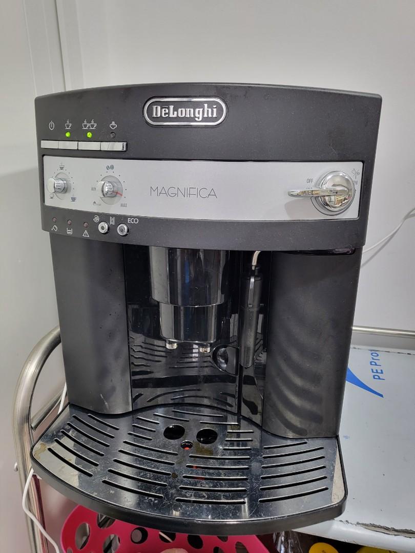 Wts Used Delonghi Magnifica coffee machine espresso, TV & Home