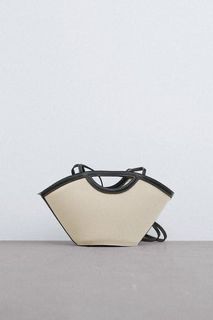 （分類：）位於 。 由 lingychan 提交（商品編號 1186708543，圖片 1）。簡介： 。