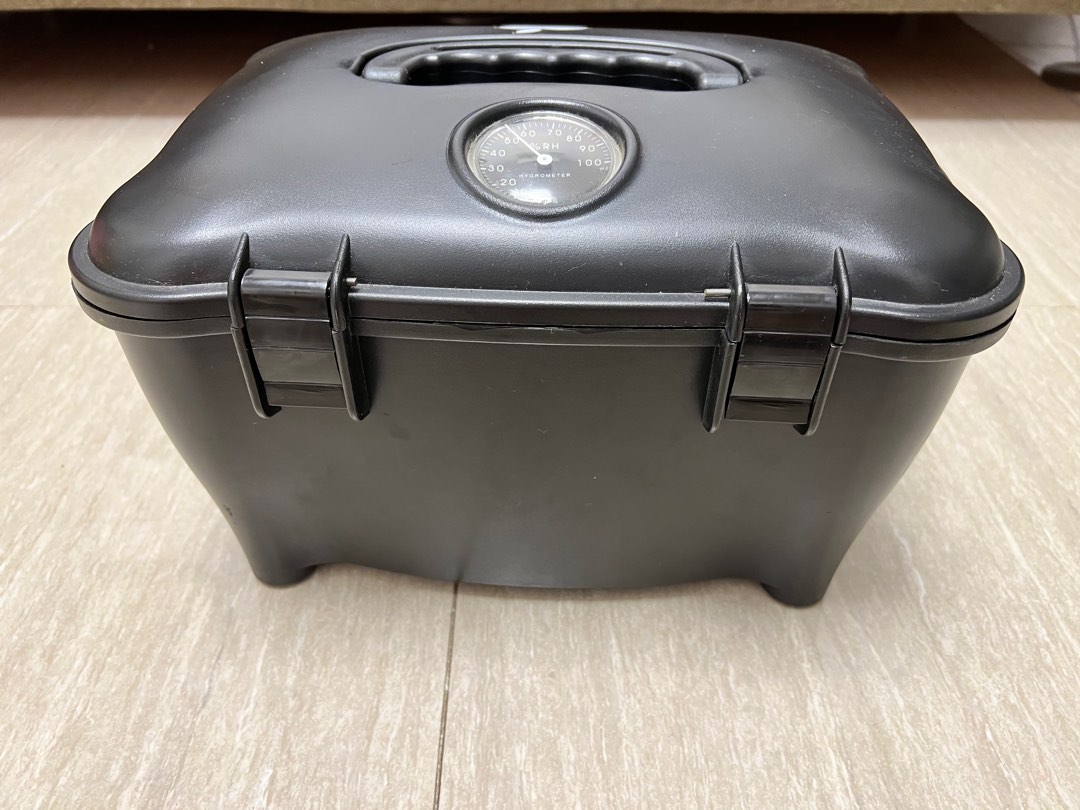 10L dry box for camera, Photography, Photography Accessories, Dry Boxes