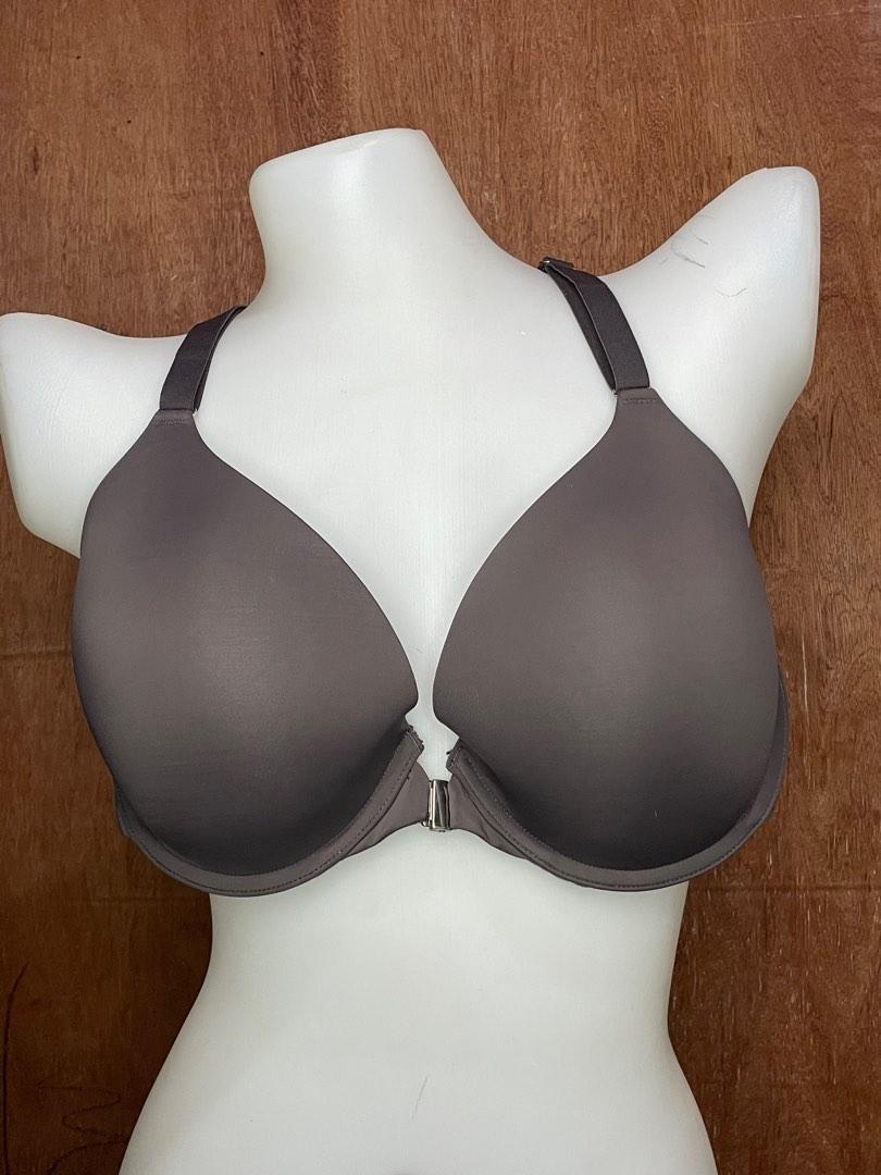 40C padded wired front lock Soma bra, Women's Fashion, Undergarments &  Loungewear on Carousell
